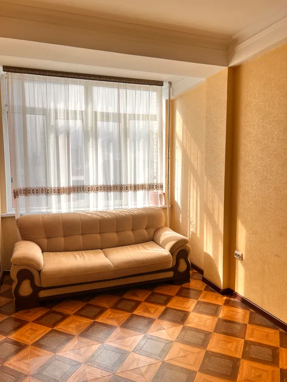 2-комнатная квартира после ремонта с удачной локацией для туристов