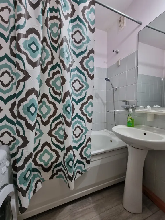 2-комнатная гостиница-квартира в спальном районе