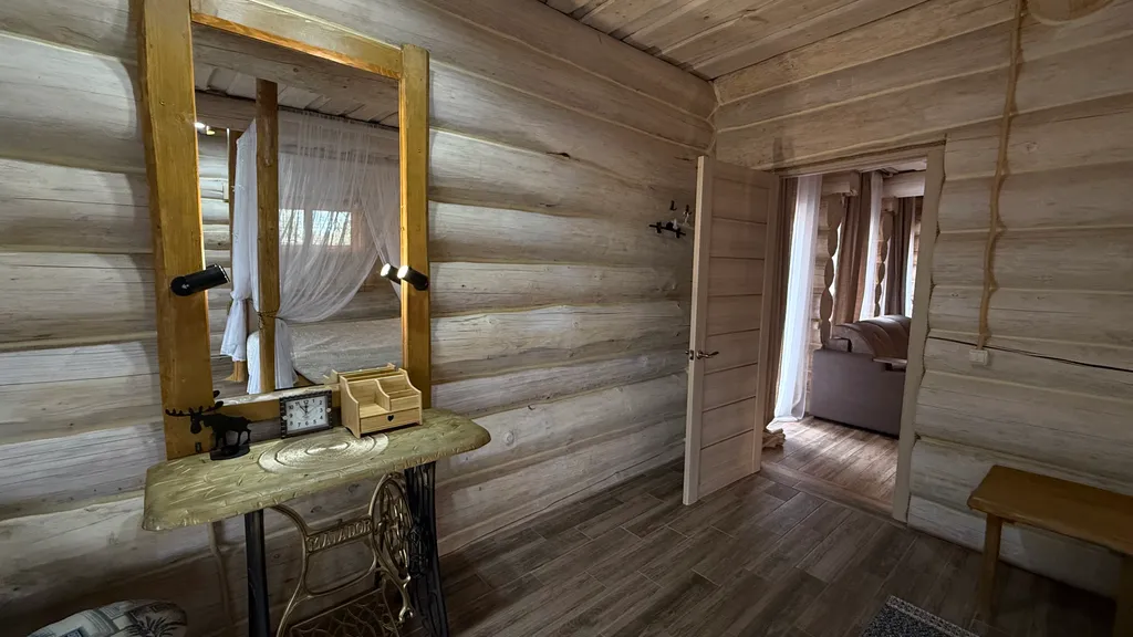 Домик у реки