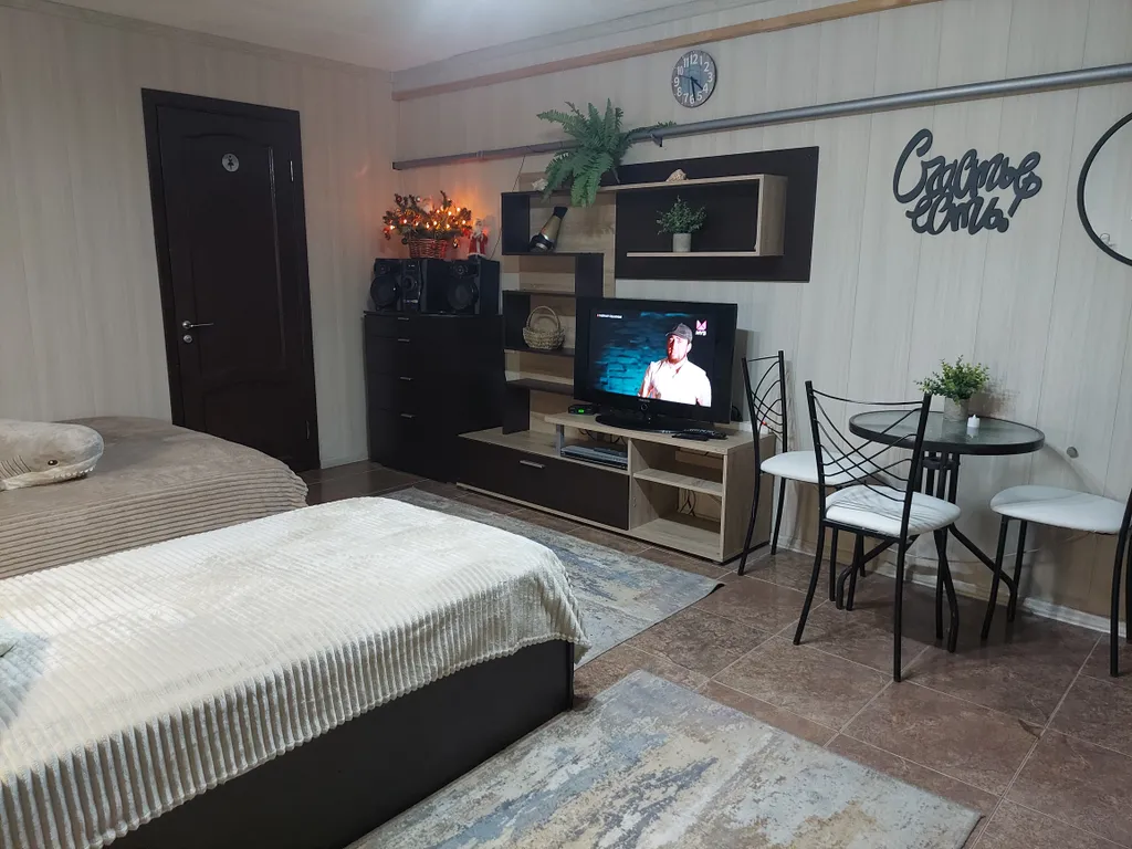 Коттедж Марианна с бильярдом, теннисом, сауной и бассейном