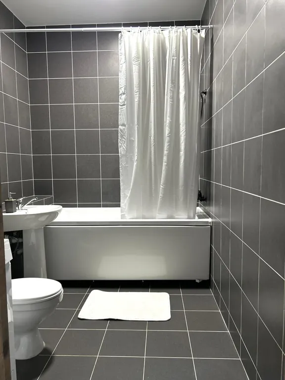 Квартира Квартира в Октябрьском районе рядом с БСМП — Красноярск