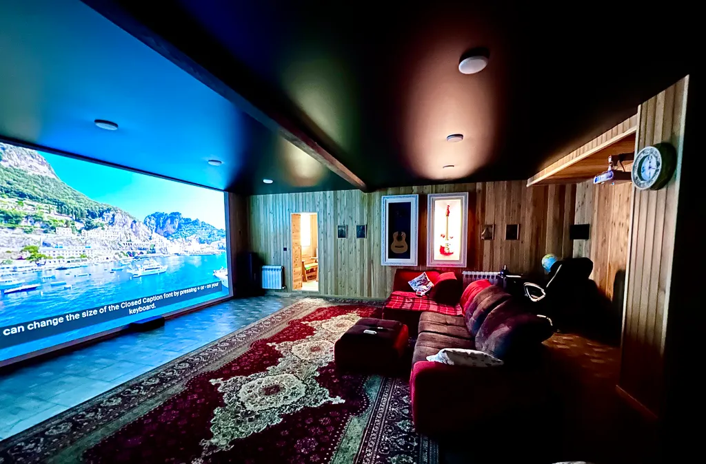 Коттедж Дом с баней, садом, кинотеатром и парковкой на закрытой территории — аренда посуточно в Махачкала