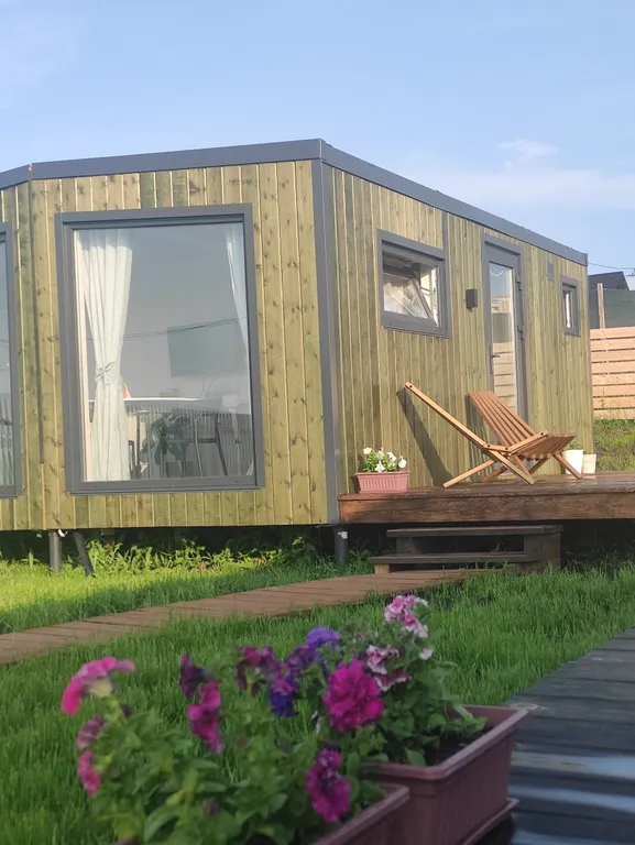 Уютный Сканди домик с видом на холмы, Баня с чаном