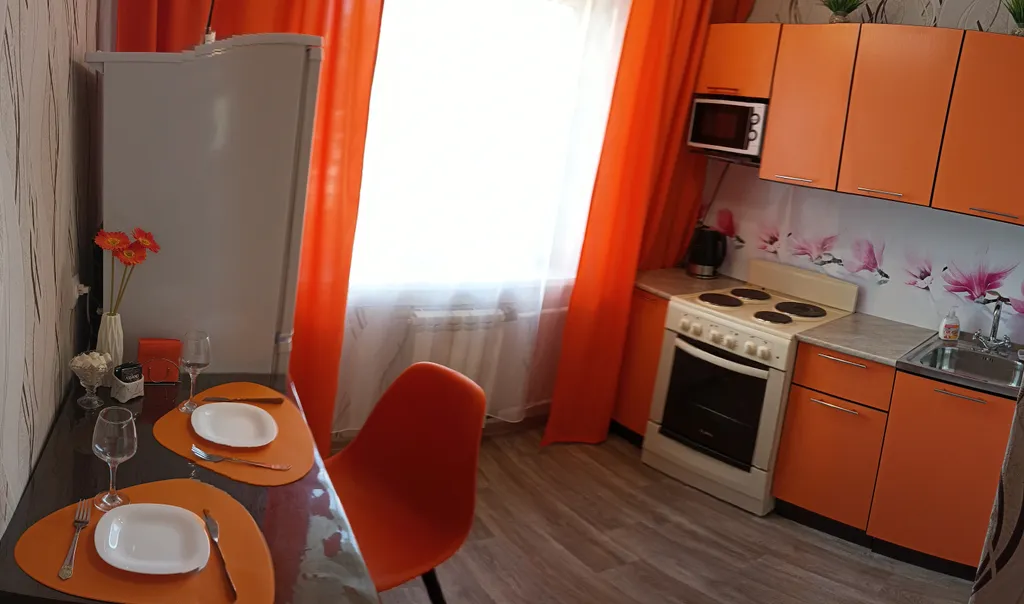 Квартира в тихом районе — аренда посуточно в Братск