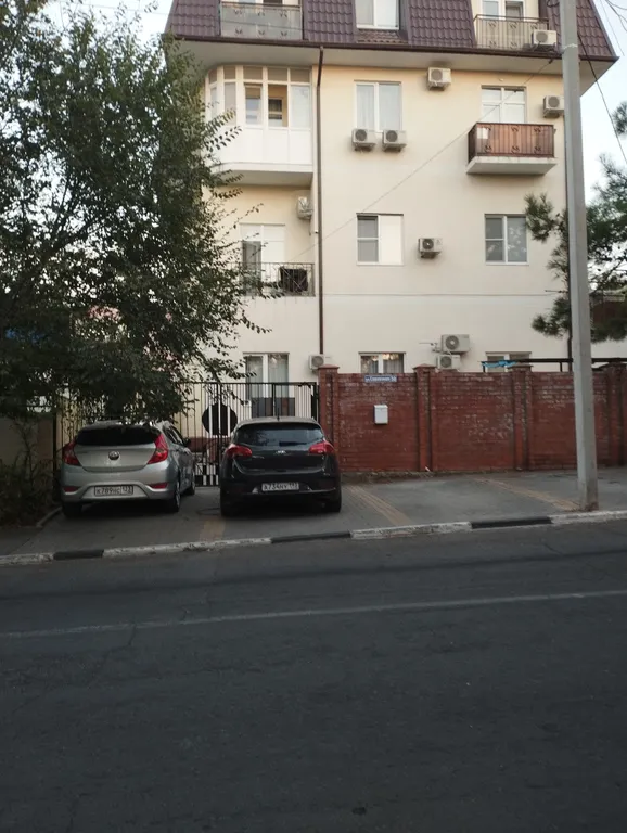 Уютная квартира в центре города с видом на море — аренда посуточно в Геленджик