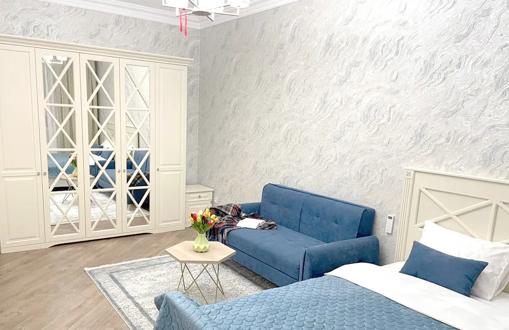 Квартира Апартаменты Люкс с балконом — Дербент