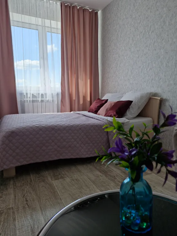 Квартира Квартира Шикарная просторная евротрешка для большой семьи или компании — Ярославль