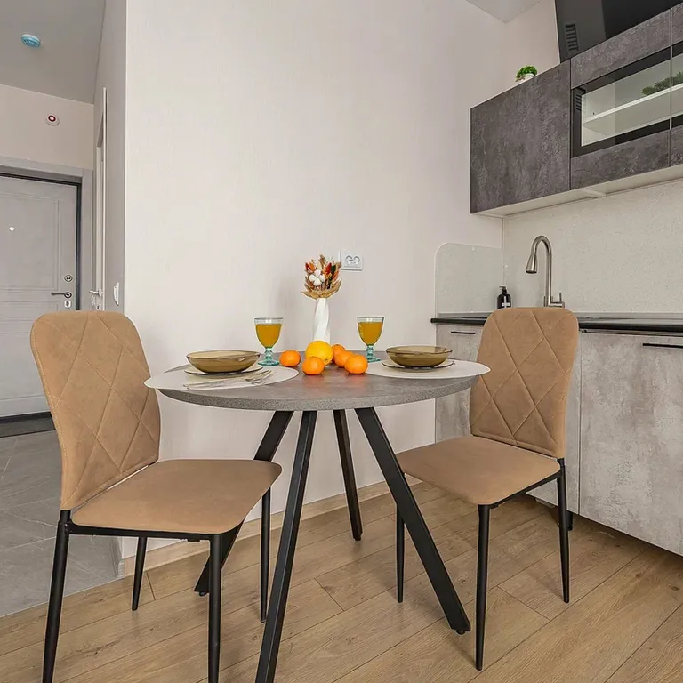 Уютная студия с современным ремонтом рядом с центром