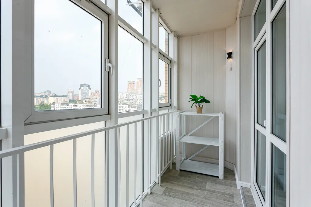 Студия Белоснежка на Броско с красивым видом на Амур