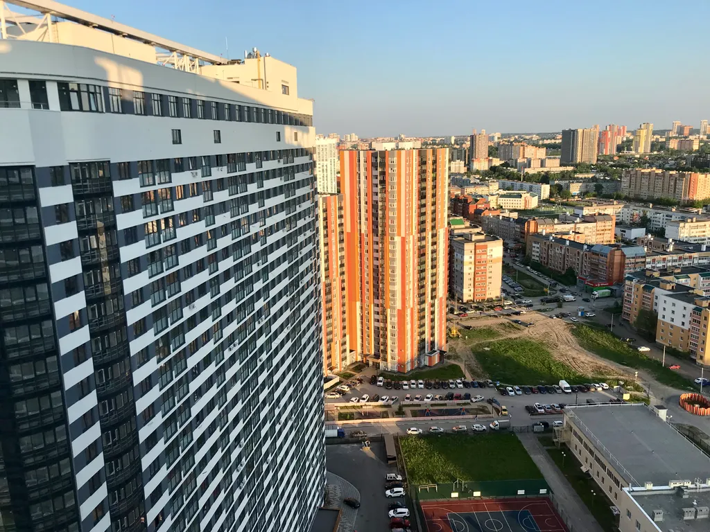 Евродвушка с прекрасным видом на поля и шоссе