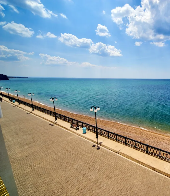 Апартаменты в 20 метрах от моря Наш Парус