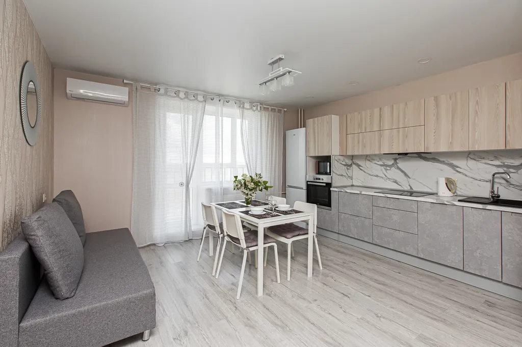 Красивая евродвушка в Академ Riverside