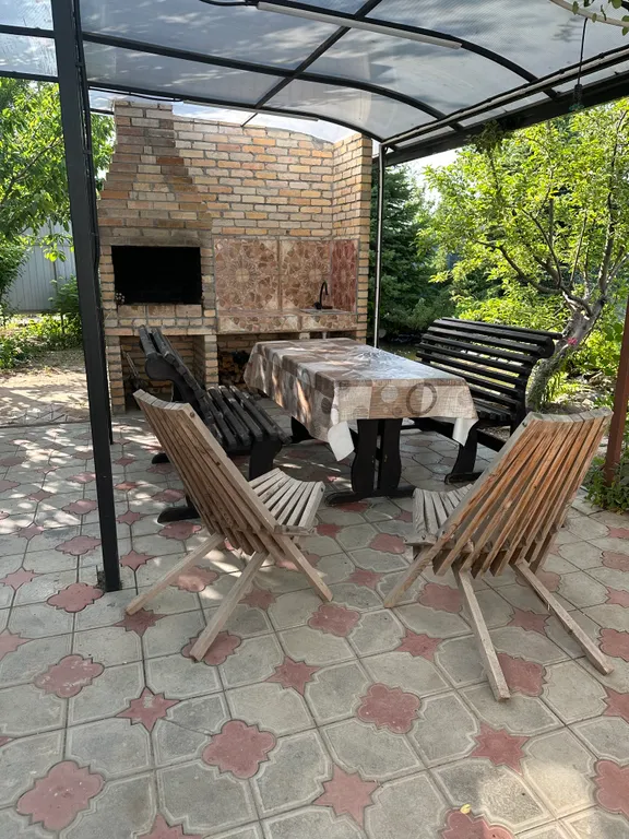 Дом на берегу залива реки Волга