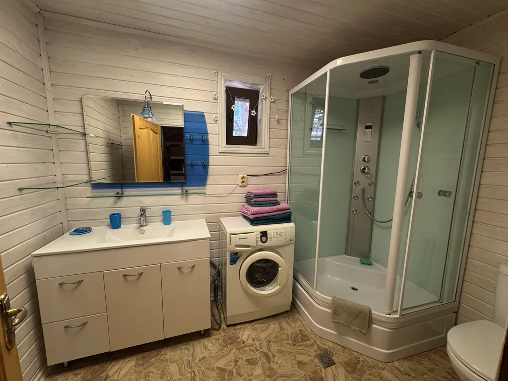 Уютный деревянный дом