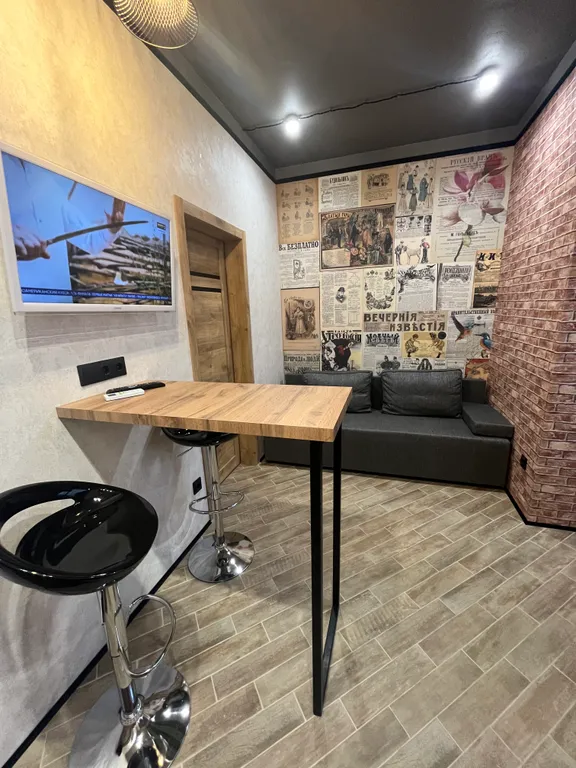 Новая 2-х комнатная квартира с дизайнерским ремонтом в стиле лофт