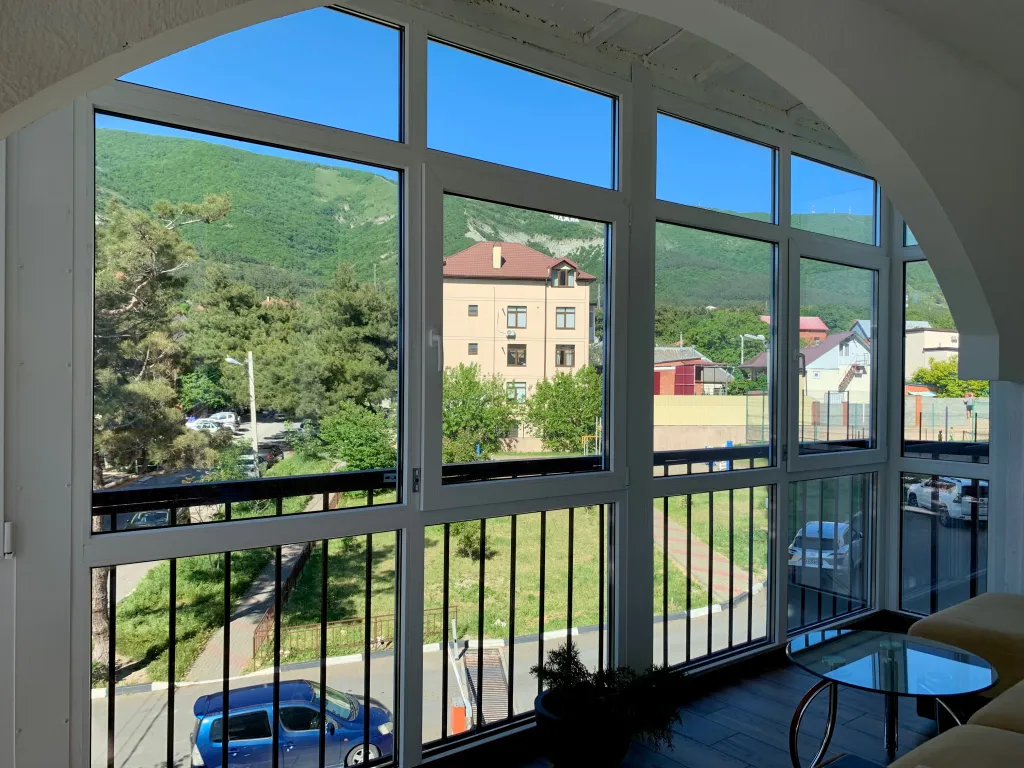 Квартира 3-комнатная квартира с террасой в Сосновой роще — Геленджик