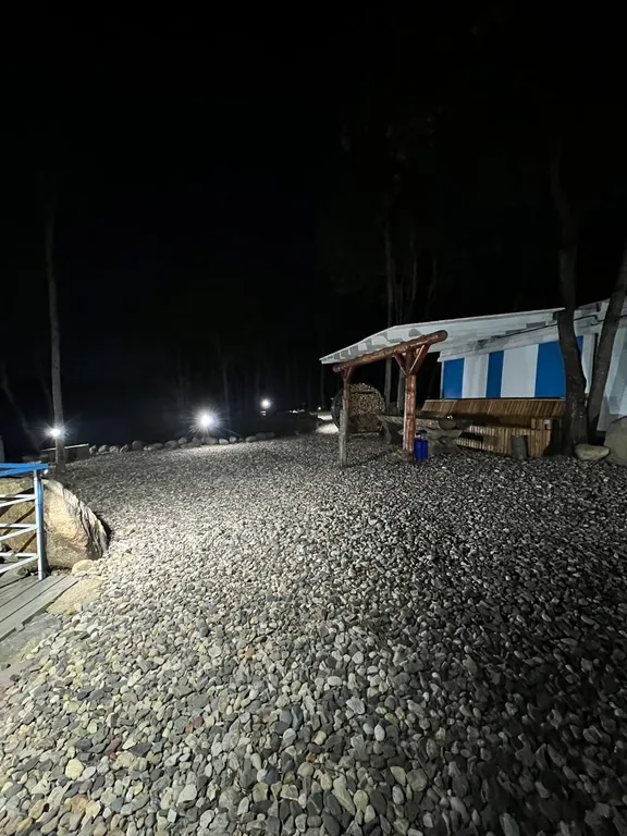 Уютный A-Frame в лесном массиве на берегу реки