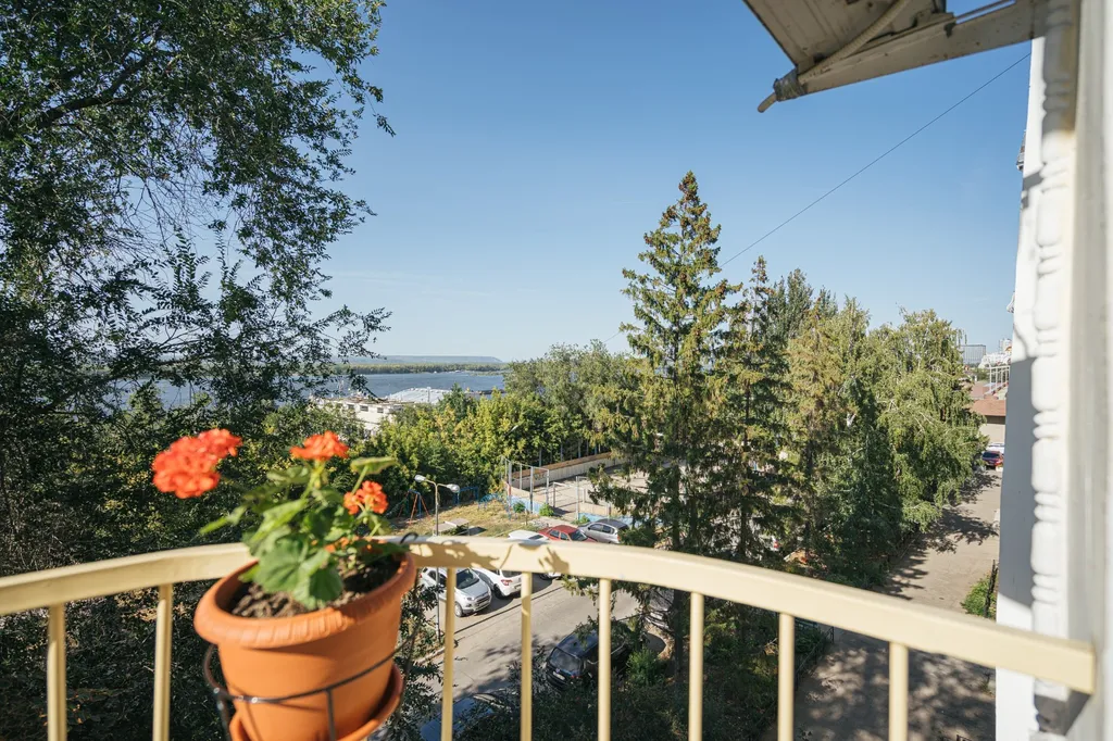 Студенческая-уютная, видовая квартира в историческом районе города