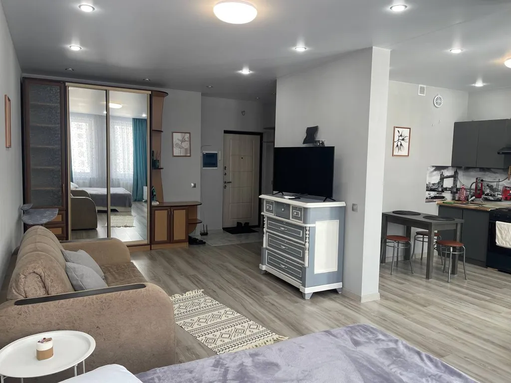 Горный воздух 1000 м уютная просторная квартира в центре города