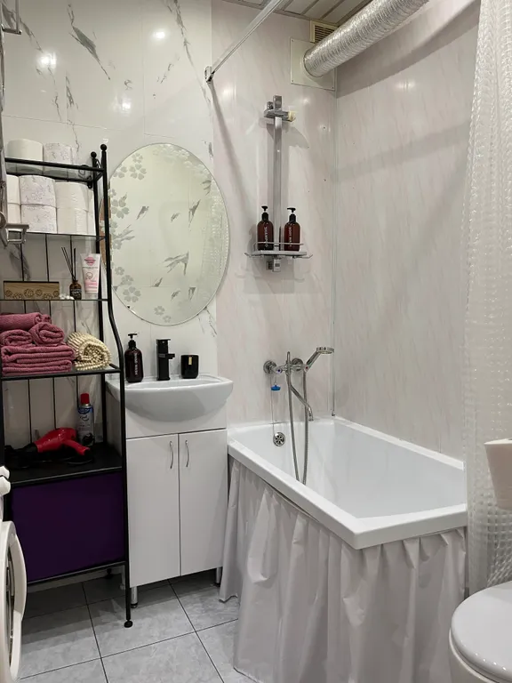 Шарман.  Стильная квартира в центре города.