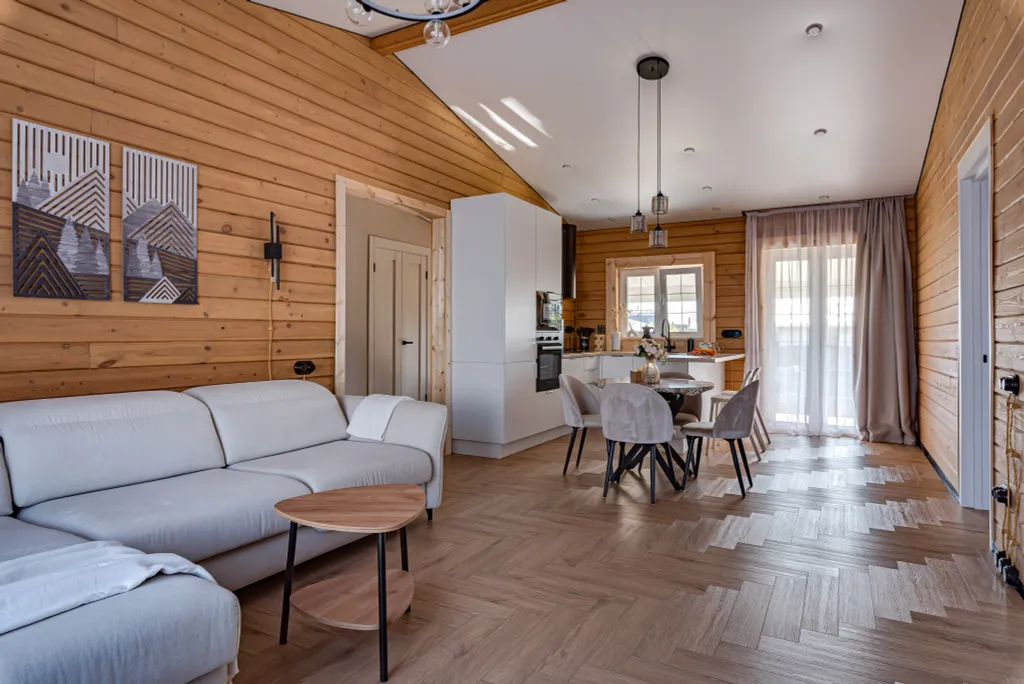 Просторный дом недалеко от озера