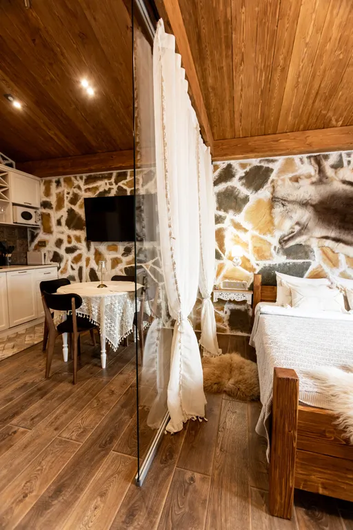 Атмосфера шале | панорама города и рассветы из окна на 24-м этаже