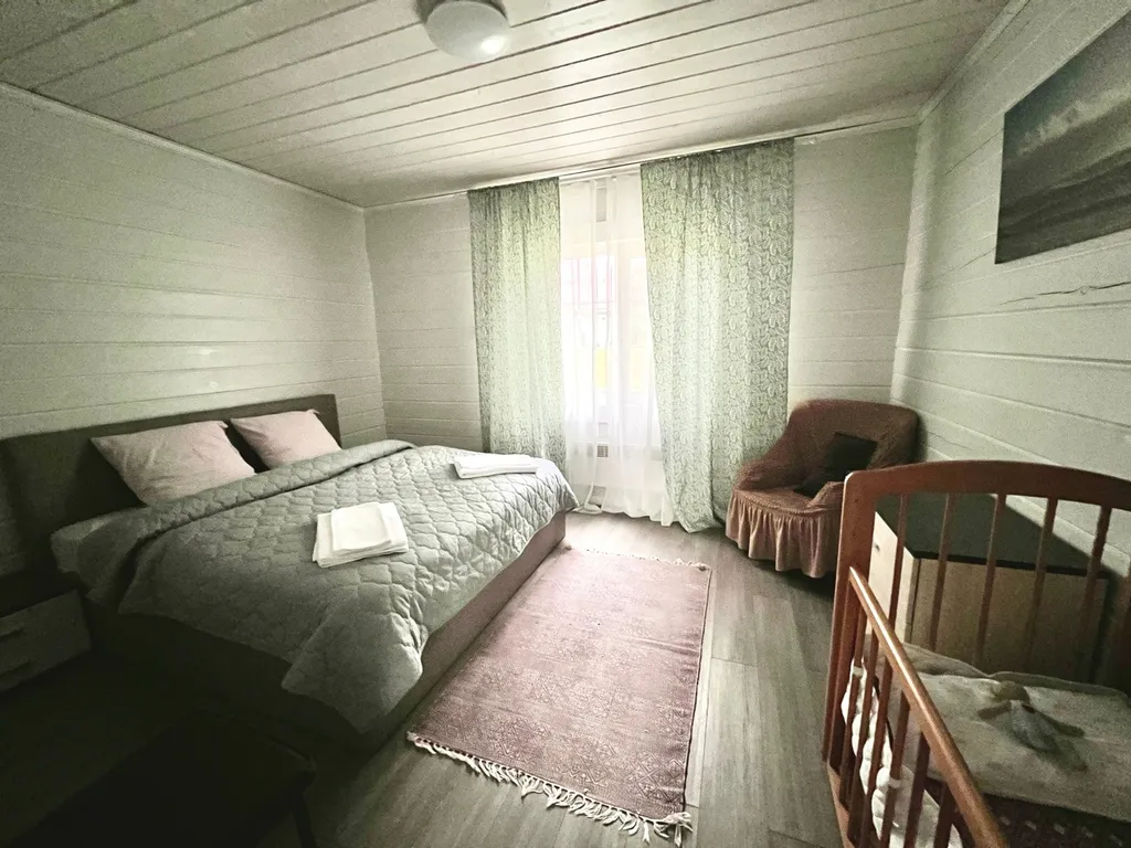 Дом N3 с сауной и камином  на берегу озера Лунное