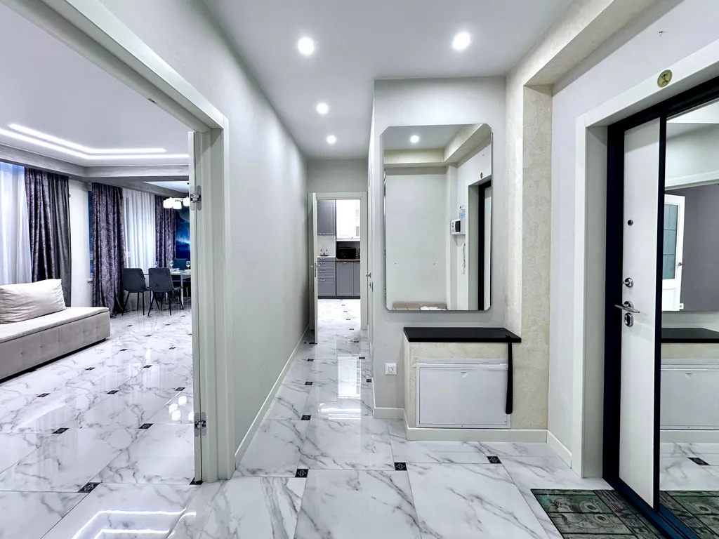 3-комнатная Люкс на Энтузиастов