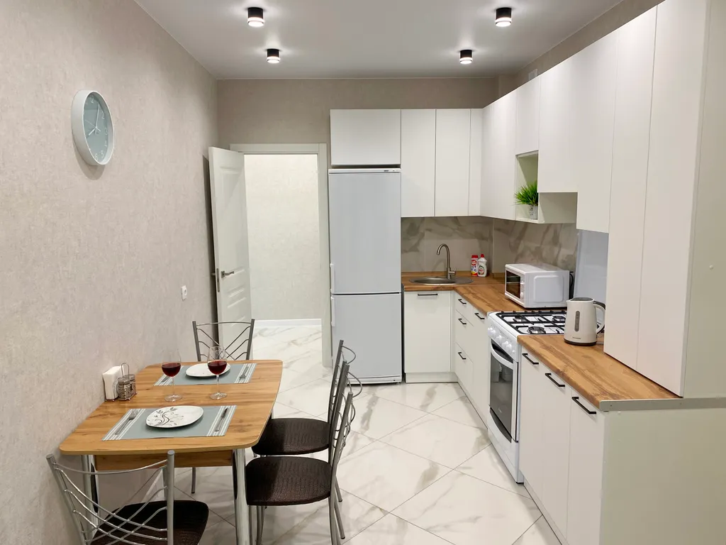 Новая стильная квартира напротив футбольного манежа