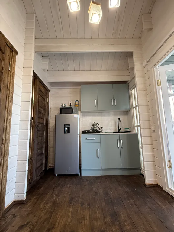 Домик на хуторе у залива