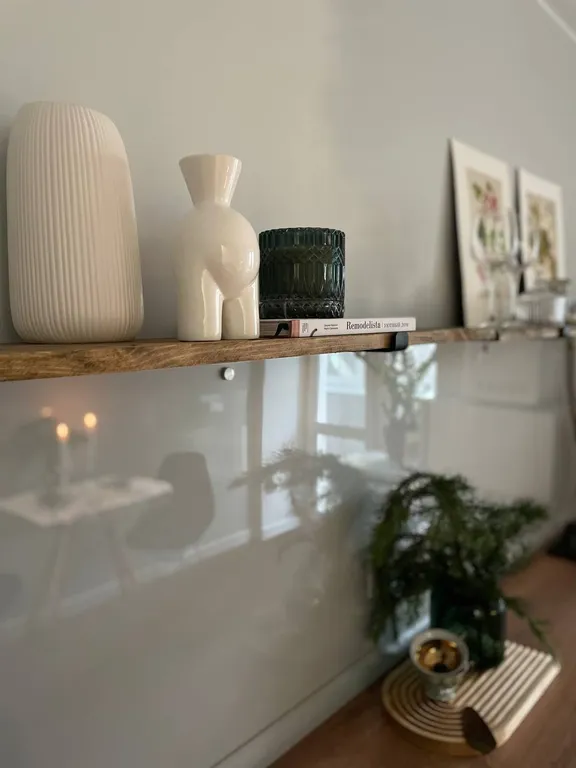 Стильная квартира с синей кухней