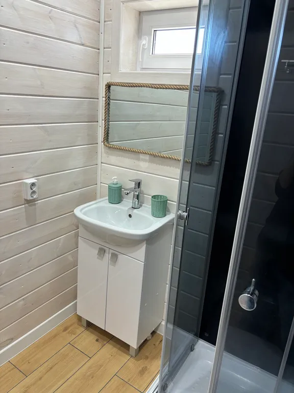 Домик в пешей доступности от моря со своей территорией