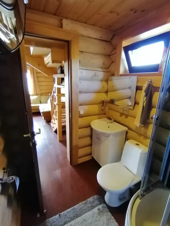 Дом с видом на озеро