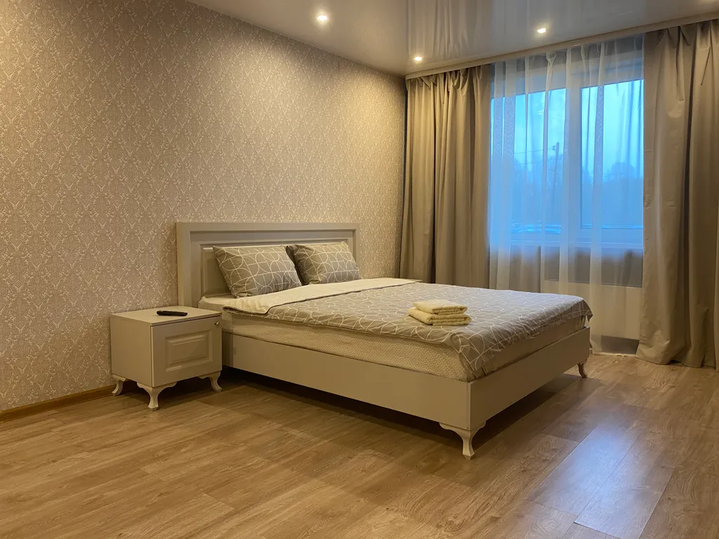 Уютная, светлая квартира в самом центре города — аренда посуточно в Новокузнецк