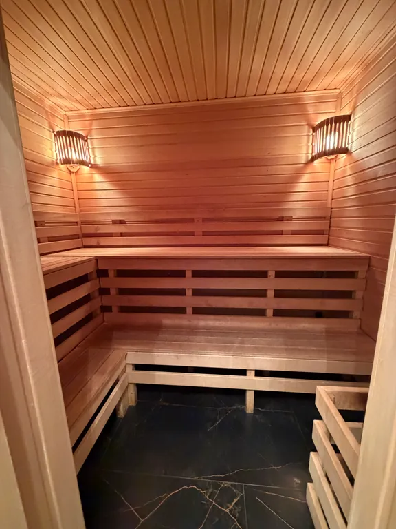 2-этажный Барнхаус с чаном, сауной и бассейном