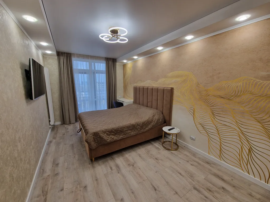 Квартира с ремонтом и видом на озеро Мойнаки