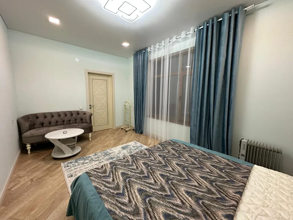 4-комнатный Дом