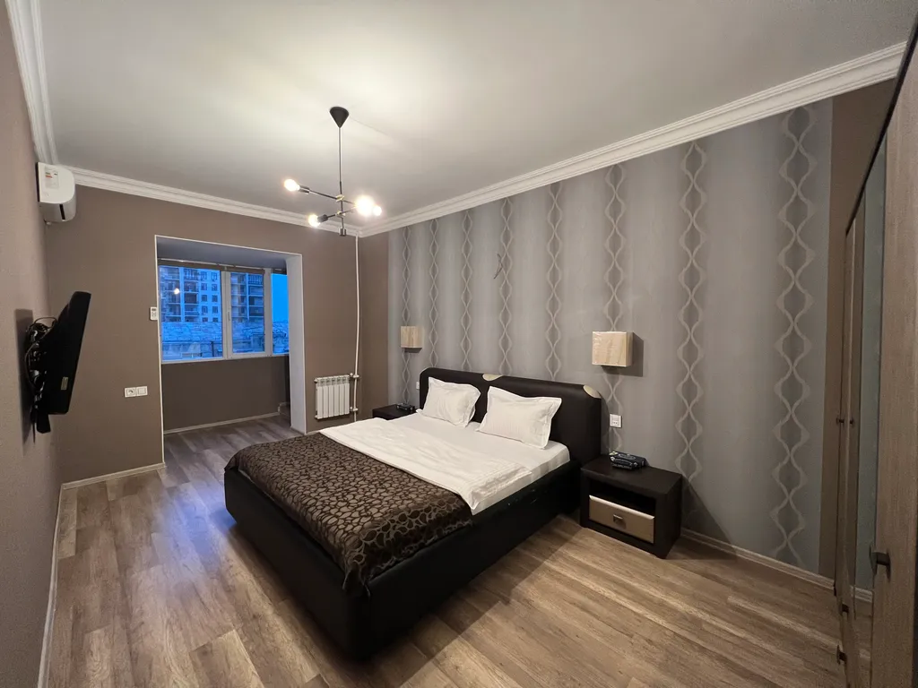 Panoramic Apartments в центре Баку Вид на Flame Towers F1 Track