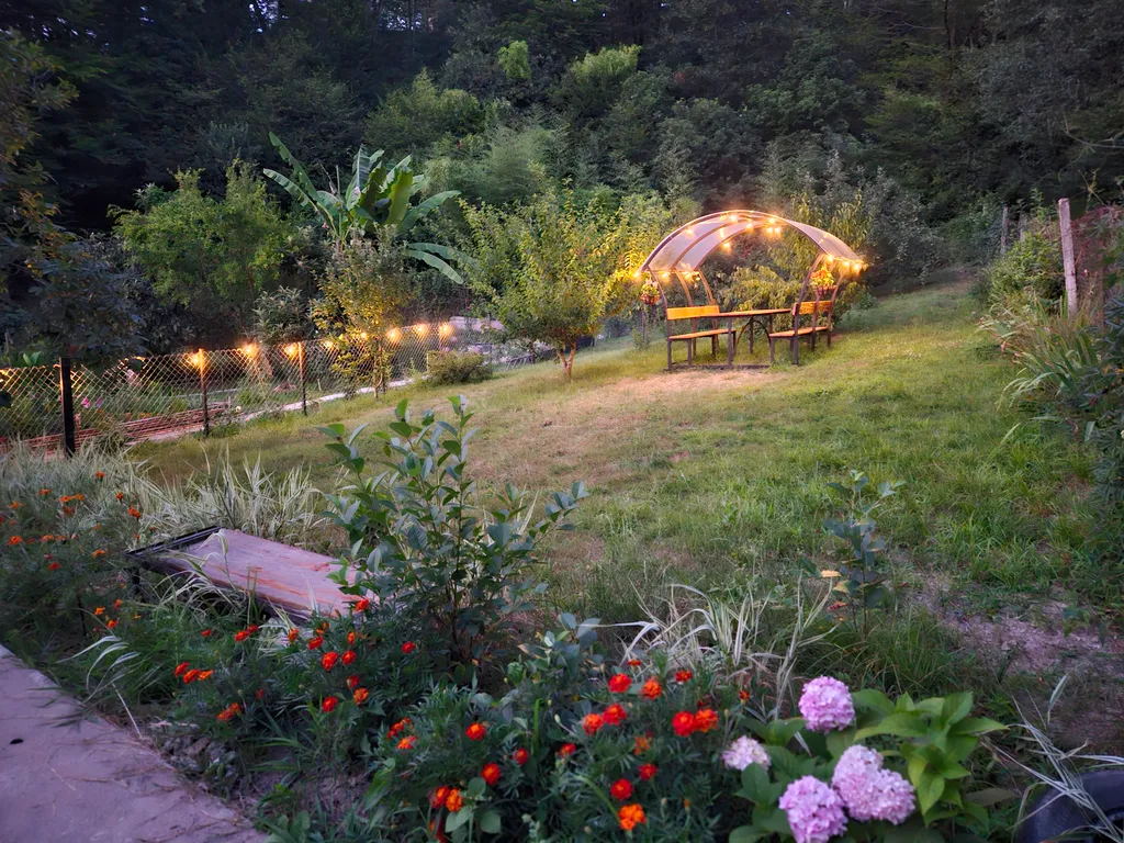 Коттедж Мансардный этаж с видом на лес вокруг — Сочи