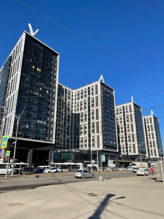 Квартира в минуте от метро, Бухарестская