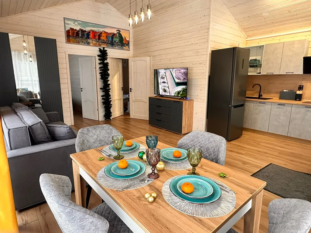 Коттедж с баней рядом с парком Малевича