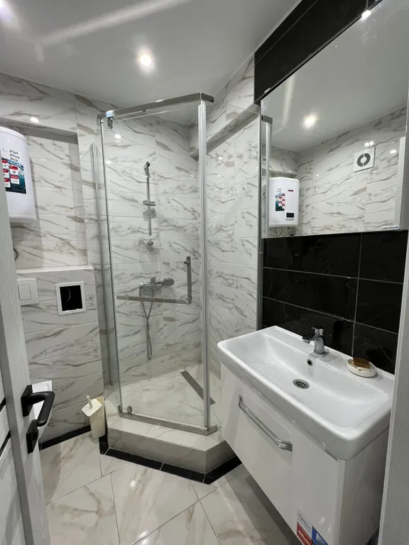 Адлер, ул.Дачная, новая квартира 2шка студия, ровное место, все рядом