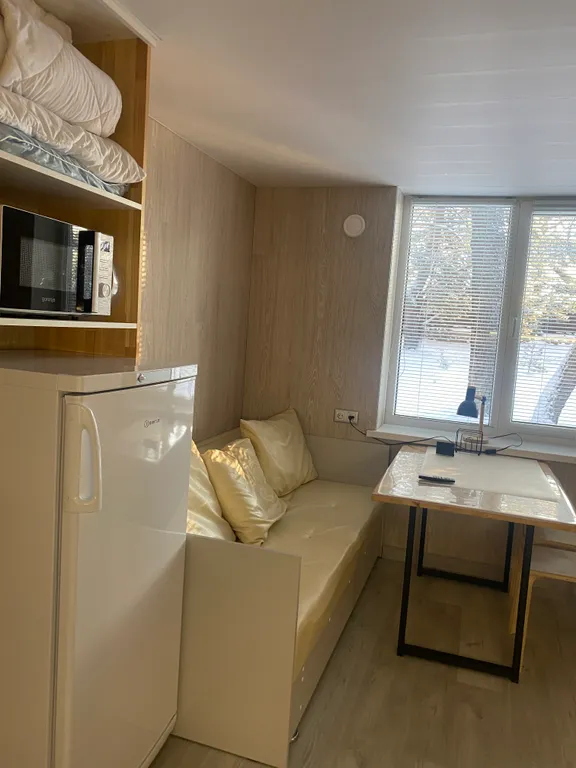 Уютный домик на озере