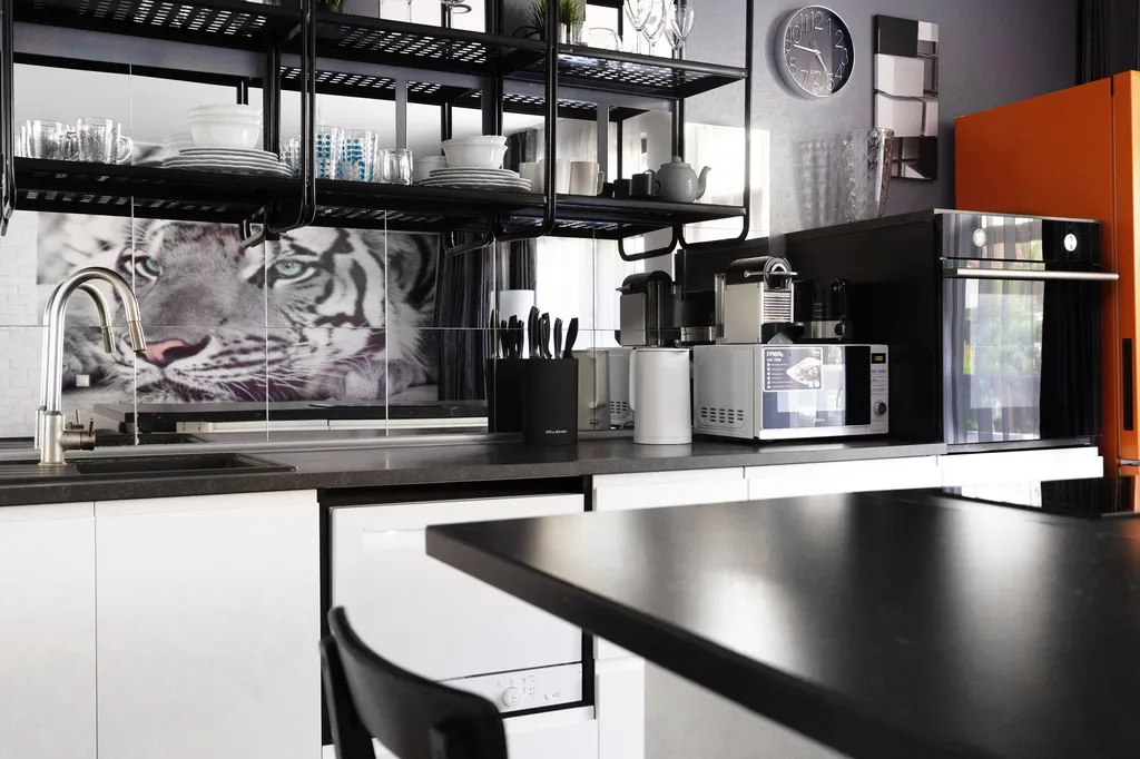 Дом целиком с личной парковкой в центре курорта