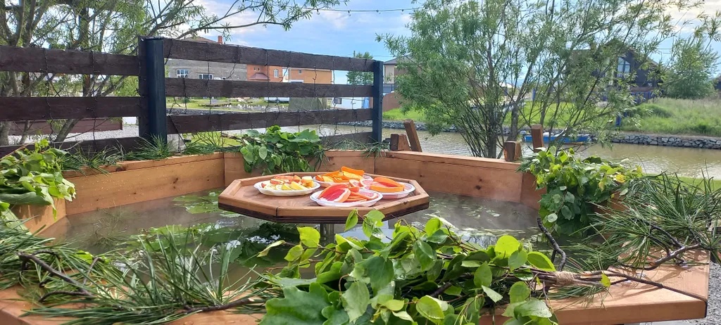 Дом, баня, чан, рядом с морем п.Волчанец кп.Венеция Приморский край