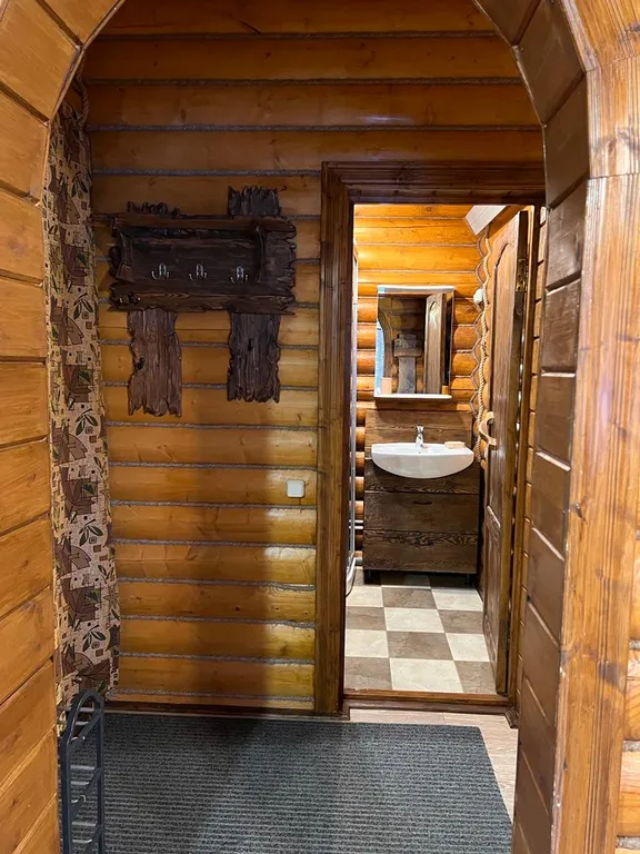 Дом на озере