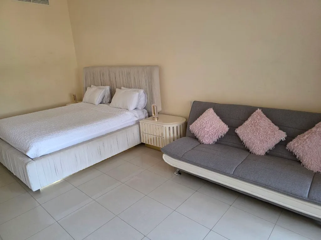 Апартаменты с частным пляжем и видом на море на острове Марджан