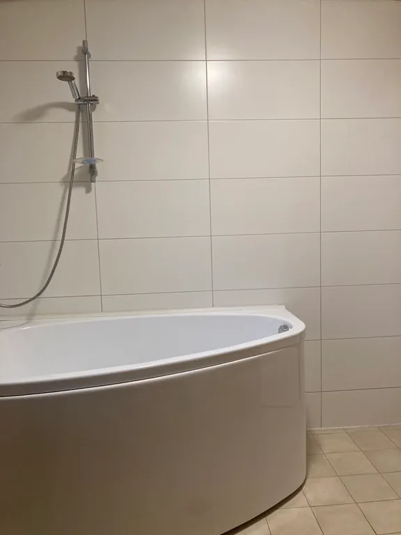 Уютный дом у залива