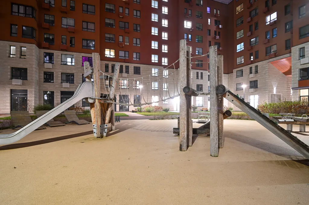 Стильная студия в Ватутинках центральных