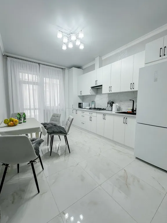 Lunacharsky apartments 4